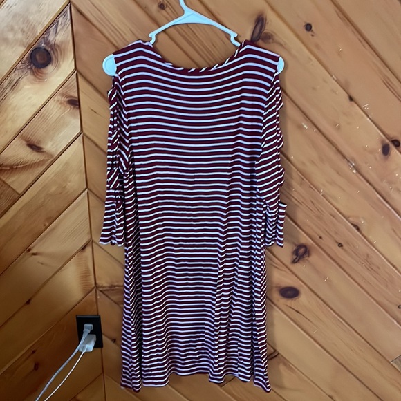 A&I long sleeve dress - Picture 2 of 4